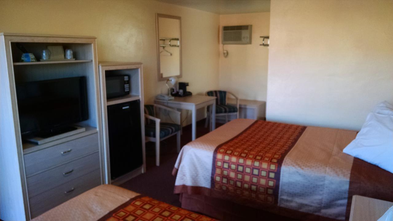 White Sands Motel อลาโมกอร์โด ภายนอก รูปภาพ