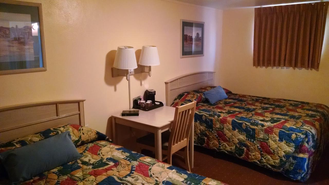 White Sands Motel อลาโมกอร์โด ภายนอก รูปภาพ